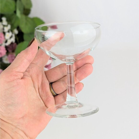 Pair of Clear Glass Champagne Coupes Sherbet Glasses MCM Vintage French Stemware - Picture 4 of 7